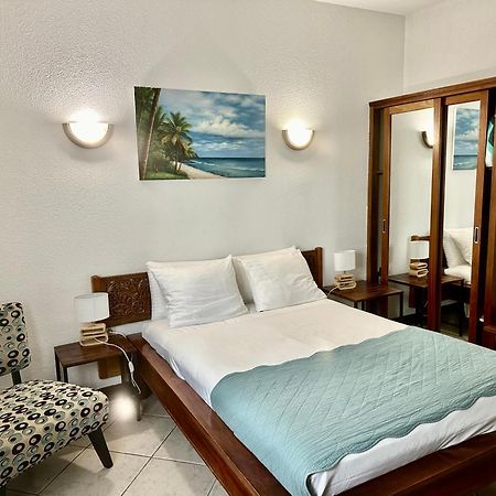 Hotel Residence Le Phoenix Saint Pierre Exterior foto