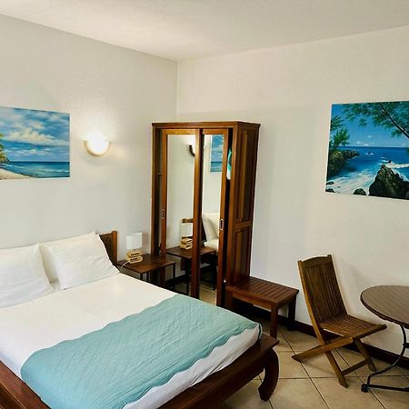 Hotel Residence Le Phoenix Saint Pierre Exterior foto
