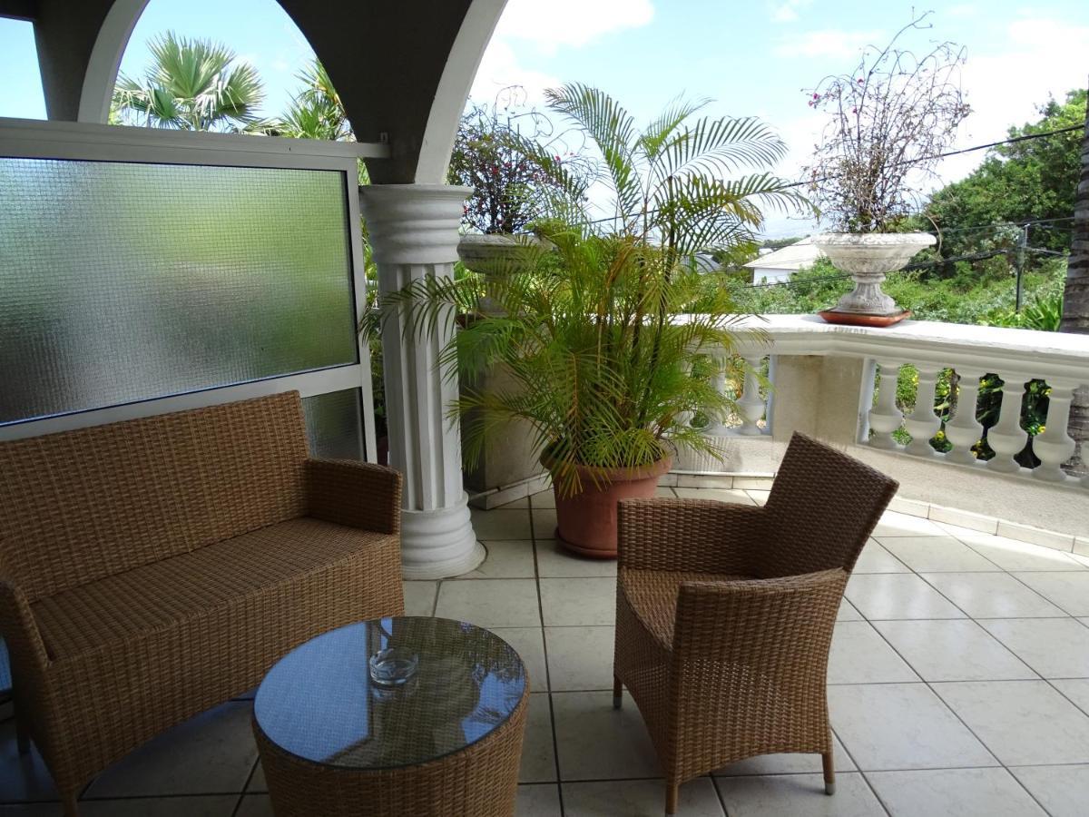 Hotel Residence Le Phoenix Saint Pierre Exterior foto
