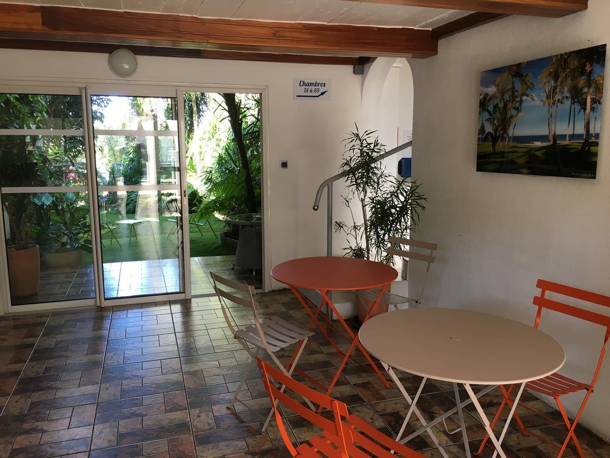 Hotel Residence Le Phoenix Saint Pierre Exterior foto